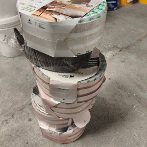 Rollos de Panel Ranurado Autoadhesivo Meu Rodapé Línea Urban Oscuro - imagen 2