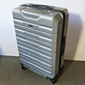 Juego de 3 Valijas Rígidas Flieger Plateadas con Diseño Estriado y 4 Ruedas - imagen 3