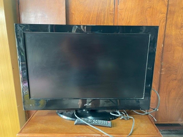 Lote siguiente: Tv led funcionando en buen estado