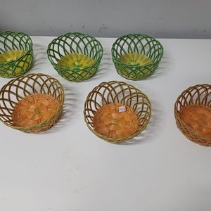 Lote de 100 Paneras Plásticas Decorativas - imagen 1