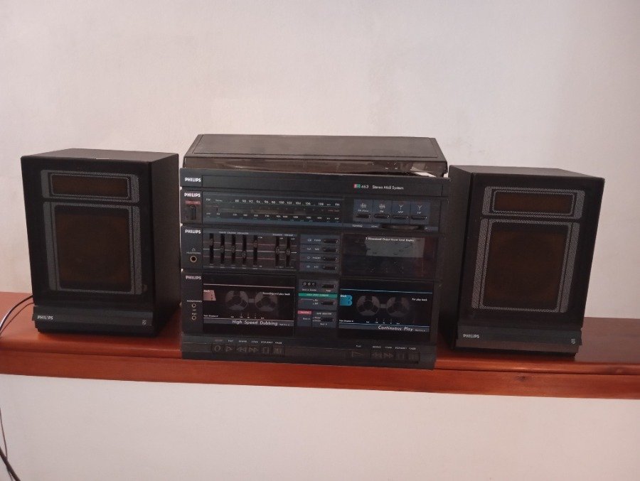 Lote anterior: Equipo de música PHILIPS en buen estado