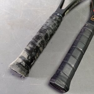 Tres Raquetas de Tenis Prince y Babolat con Estuches - imagen 4