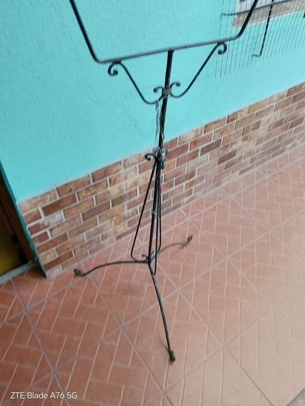 Item 889959 - Image 1