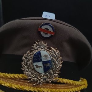 Gorra de Oficial del Ejército Uruguayo - Insignia de Grado Mayor - imagen 5