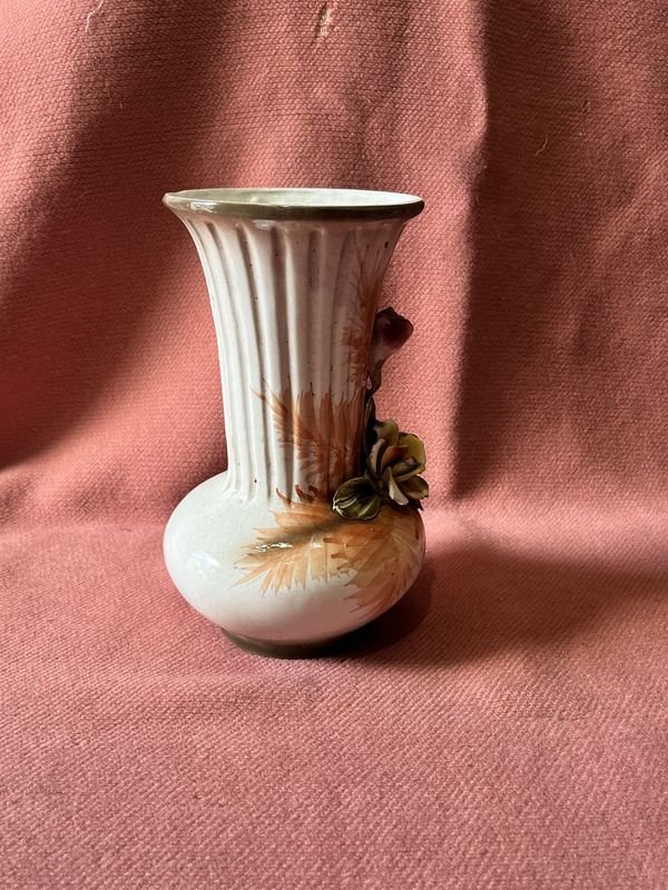 Florero Italiano en Porcelana con Detalle en el Ribete - imagen 2