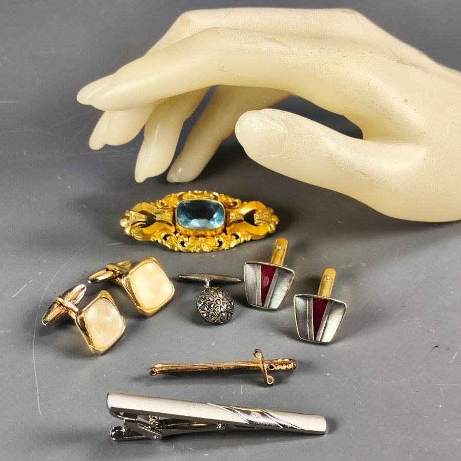 Item 16367 - Image 2