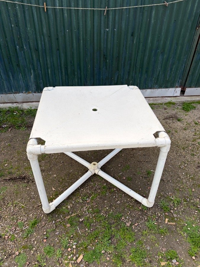 Mesa Ratona Blanca de Exterior