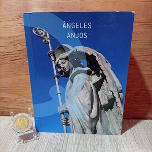 Libro Fotográfico "Ángeles / Anjos" de Panteones y Catedrales del Mundo - imagen 1