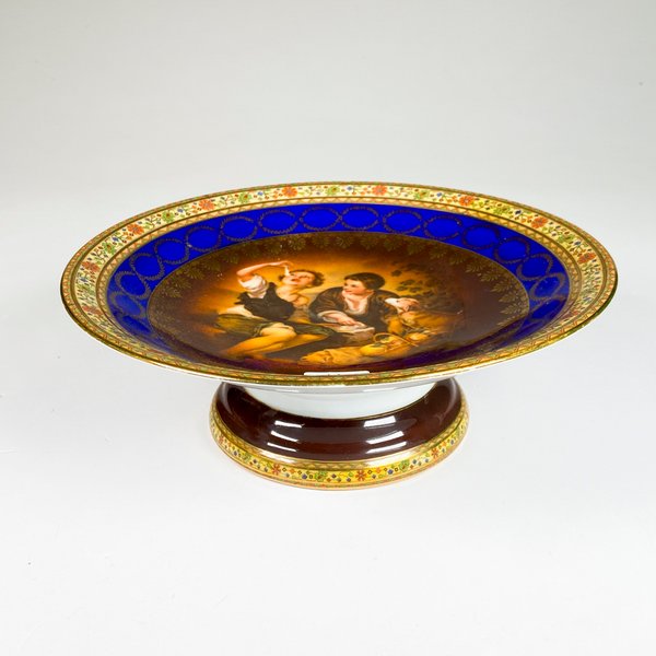 Plato de porcelana decorado con niños - imagen 1