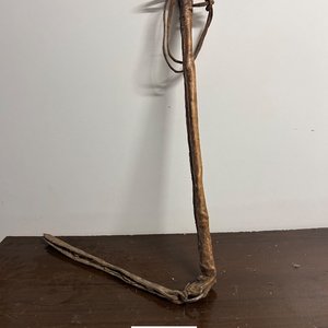 Lote siguiente: Rebenque de Cuero con Tira y Argolla