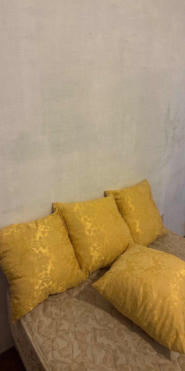 Juego de 4 Almohadones Decorativos Amarillos