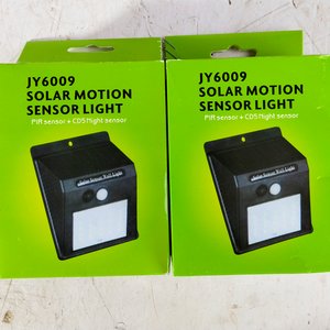 2 Faroles Solares LED Exterior con Fotocélula y Sensor de Movimiento - imagen 2