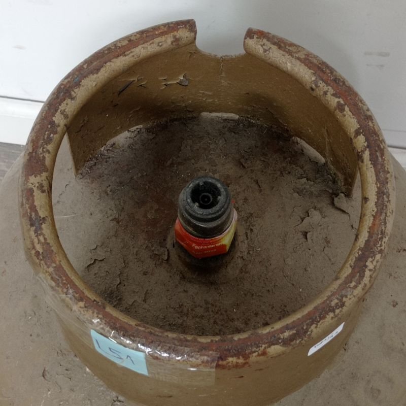 Vaso Cerámico de 13 kg en Mal Estado - imagen 2