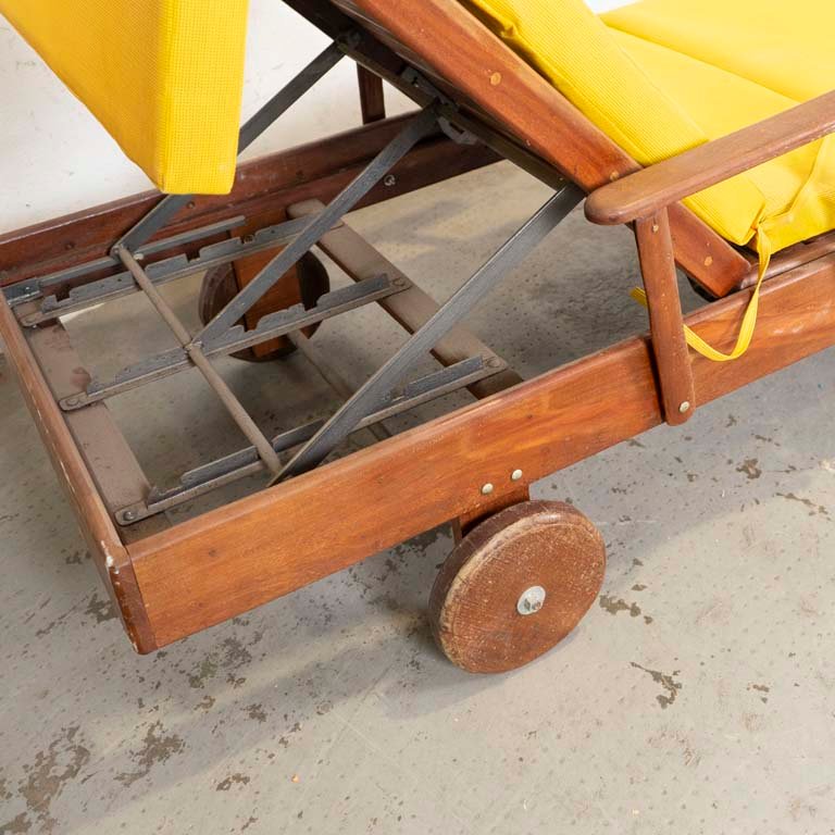 Item 2101956 - Image 1