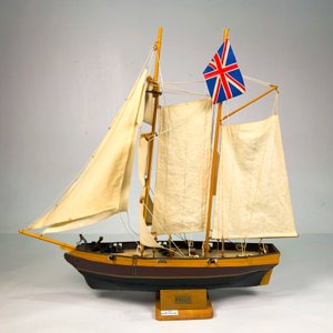 Maqueta de Barco a Vela "Kelly" Británico en Madera - 40 x 50 cm - imagen 2