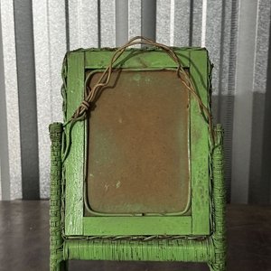 Espejo Decorativo con Marco de Mimbre Verde - imagen 4