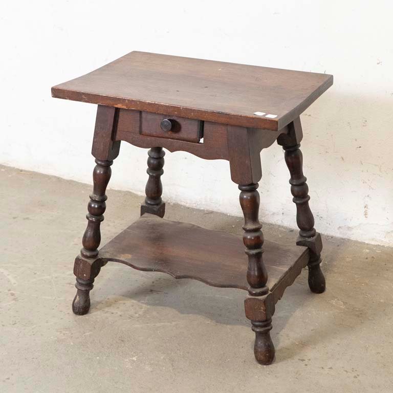 Item 2101887 - Image 0