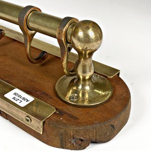 Ganchera Náutica de Madera y Bronce con 4 Ganchos - 50 cm - imagen 3