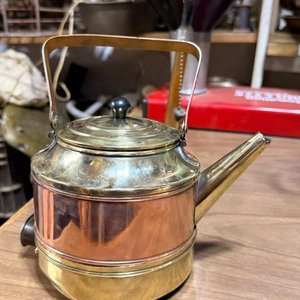 Antigua Pava Eléctrica TEM de Bronce y Cobre con Tapa y Asa Móvil - imagen 2
