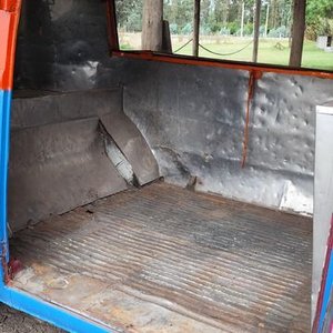 Foodtruck Volkswagen Kombi Azul y Naranja con Caja de Acero Inoxidable - imagen 4