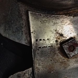 Centro de Mesa Antiguo de Plata Sellada con Diseño de Hojas y Frutas - imagen 4