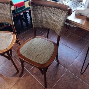 Par de Sillas Estilo Thonet Madera Curvada y Ratán Natural - imagen 4