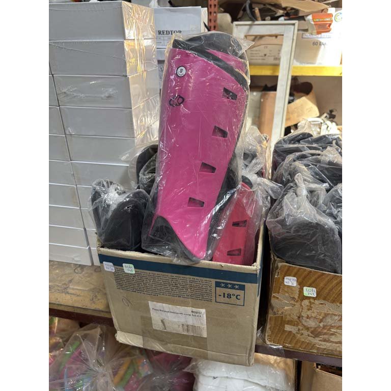 Lote anterior: 10 Pares de Canilleras para Mujer