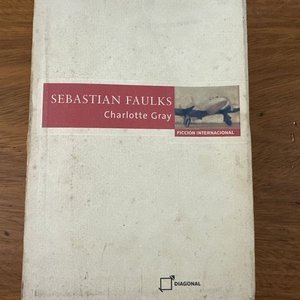 Lote anterior: Libro "Charlotte Gray" de Sebastian Faulks