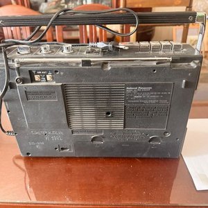 Radio Grabador Portátil National Panasonic con Casete y Parlante - imagen 6