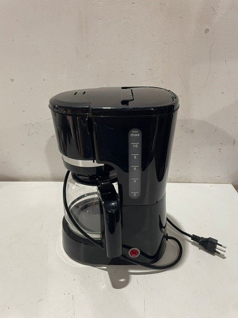 Lote anterior: Cafetera de café funcionando