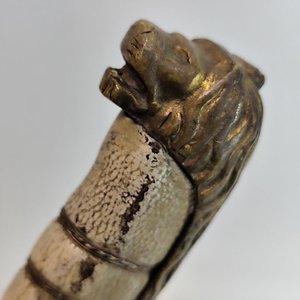 Espadín de Cadete Escuela Naval Uruguay con Puño de Lagarto y Vaina Grabada - imagen 3