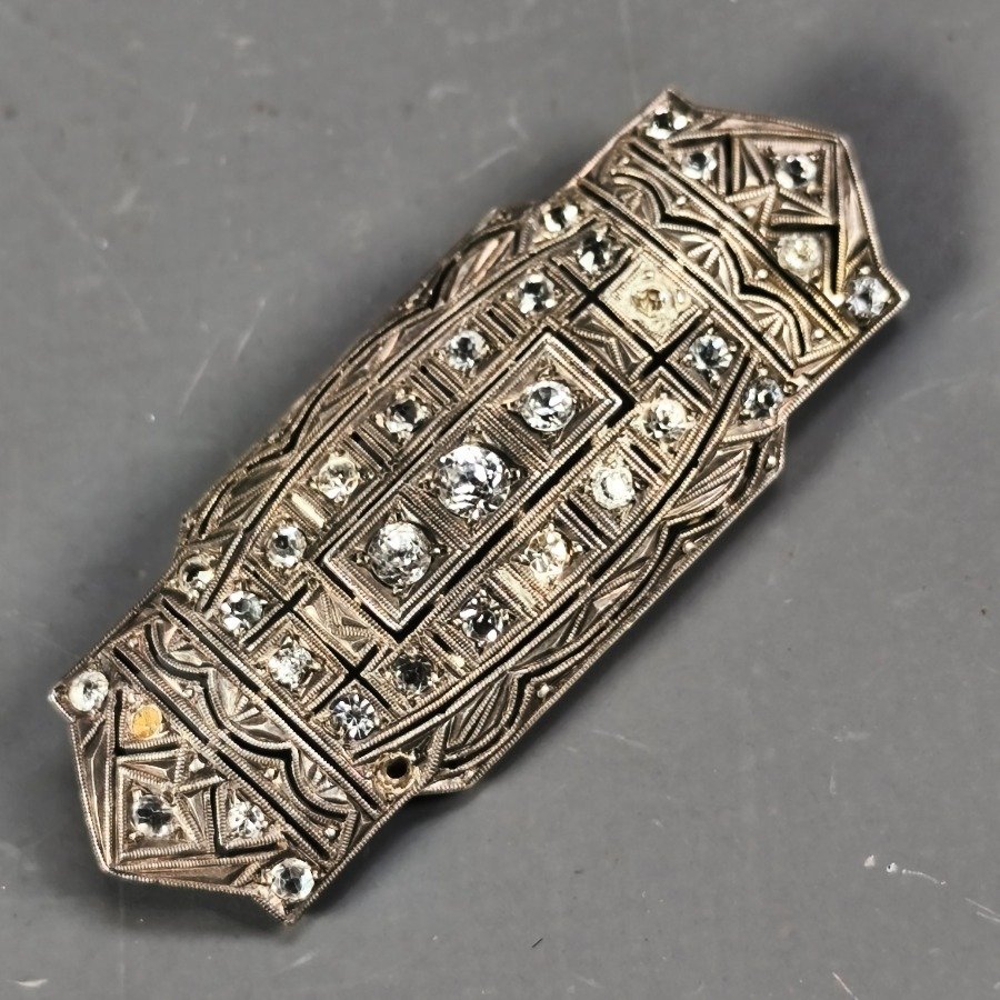 Item 16394 - Image 0