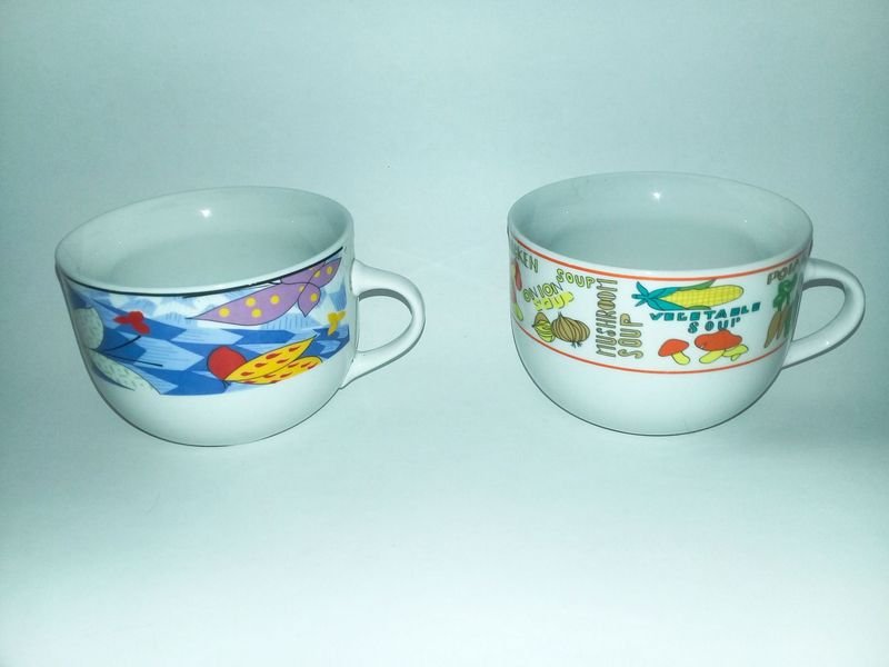 Lote siguiente: Tazas de te o café grandes para el hogar