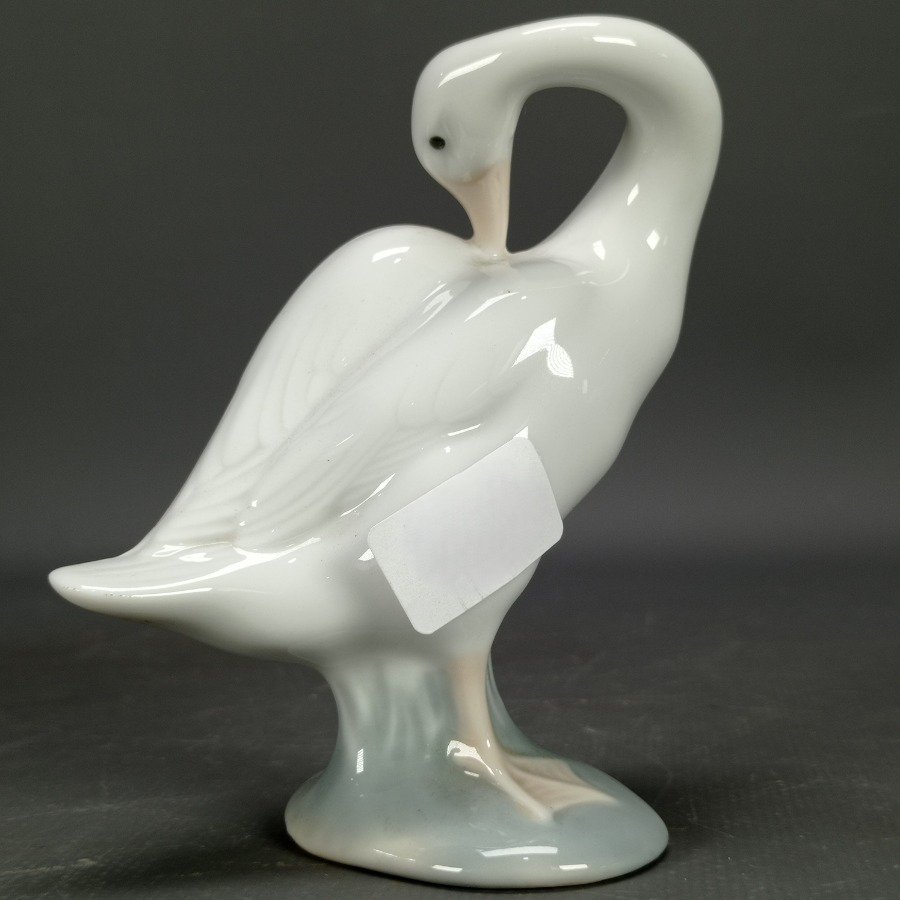 Item 17171 - Image 2