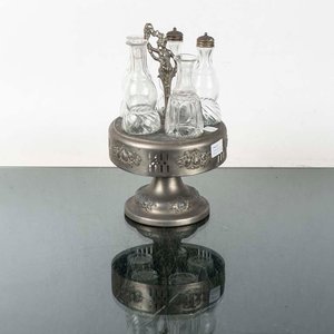 Lote anterior: Vinagrera de Cristal y Metal Plateado con Figuras Decorativas