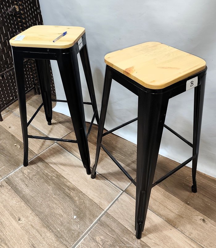 Item 16546 - Image 3