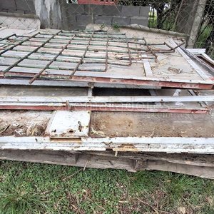 Lote anterior: Lote de Marcos y Rejas Metálicas para Reciclaje o Proyecto
