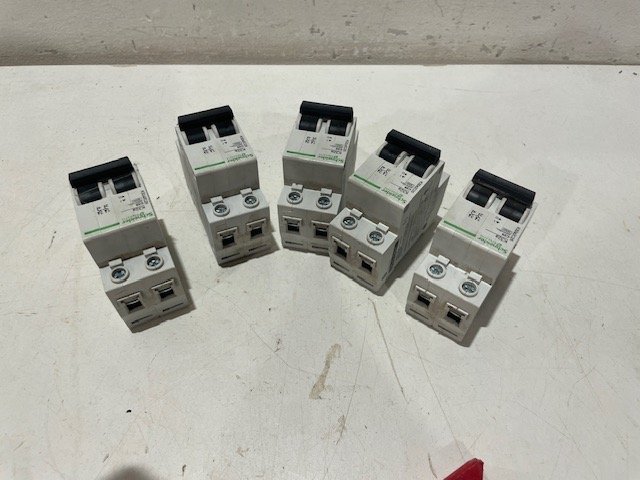 Item 28409 - Image 0