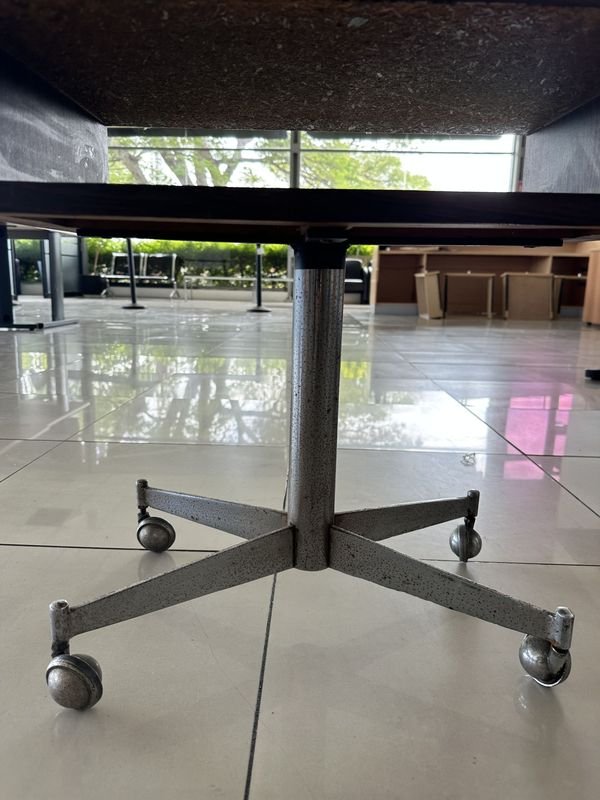 MESA AUXILIAR DE MADERA Y METAL - imagen 6