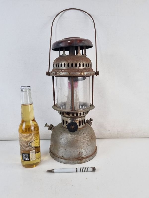 Lámpara Farol Antigua con Diseño Clásico - imagen 2