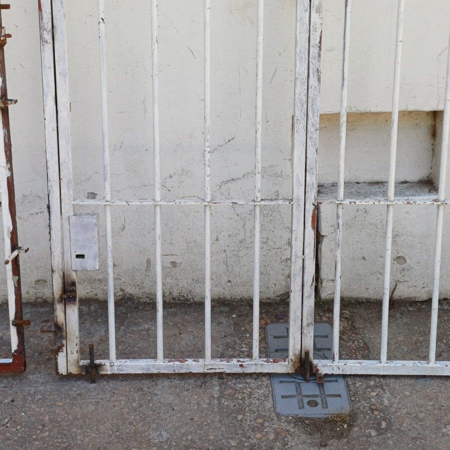 Puertas de metal para seguridad - imagen 4
