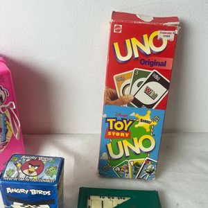 Lote de Juegos: Cartas, Dominó y Maletín Barbie Diseñadora - imagen 4