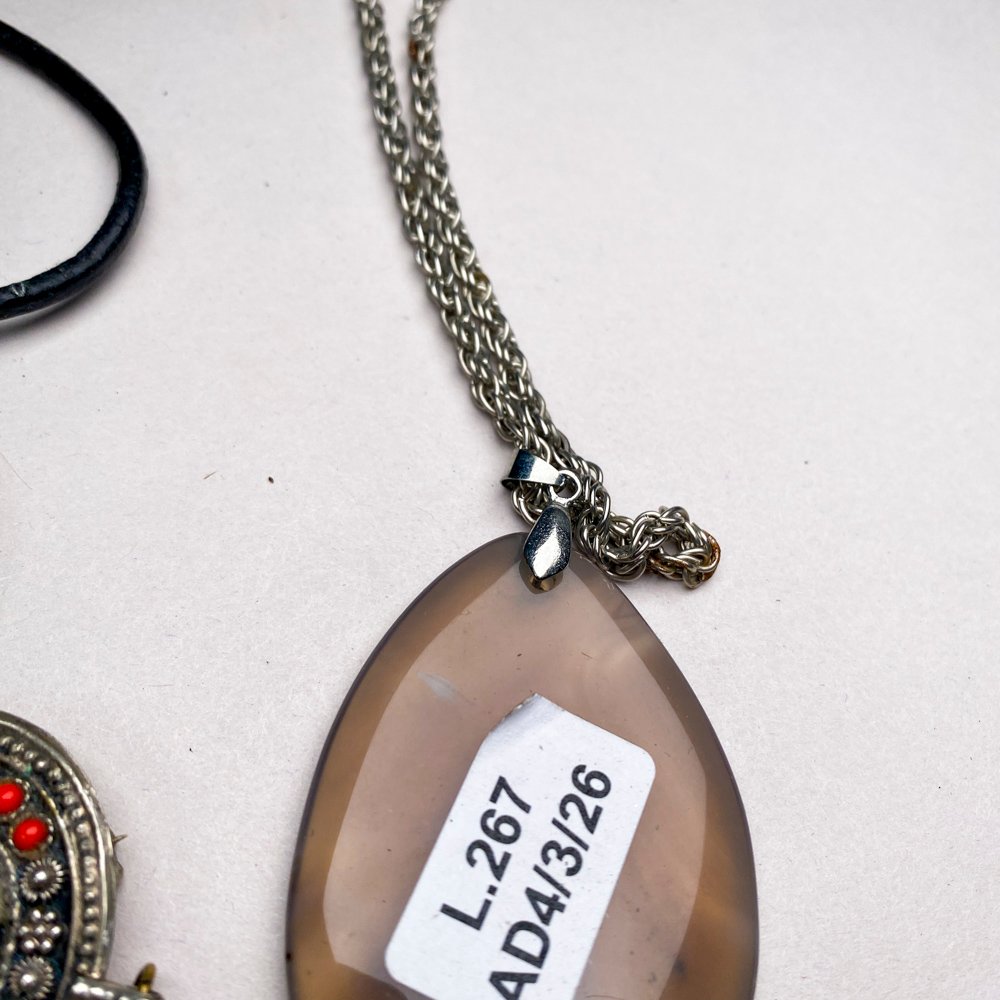 Collares de plata y piedra - imagen 3