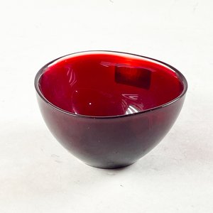 Lote siguiente: Centro de Cristal Rojo Orrefors