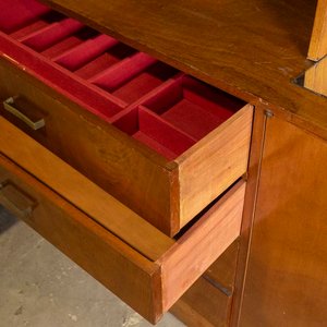 Mueble Modular con Puertas, Cajones y Sector Cristalero - imagen 2