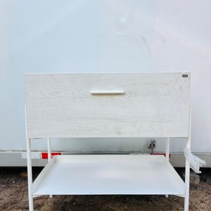 Lote siguiente: Mueble de Baño Blanco Madera y Hierro 82x80x40 cm