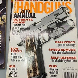 Lote de 4 Revistas Especializadas: Armas, Handguns y Guns & Ammo - imagen 10