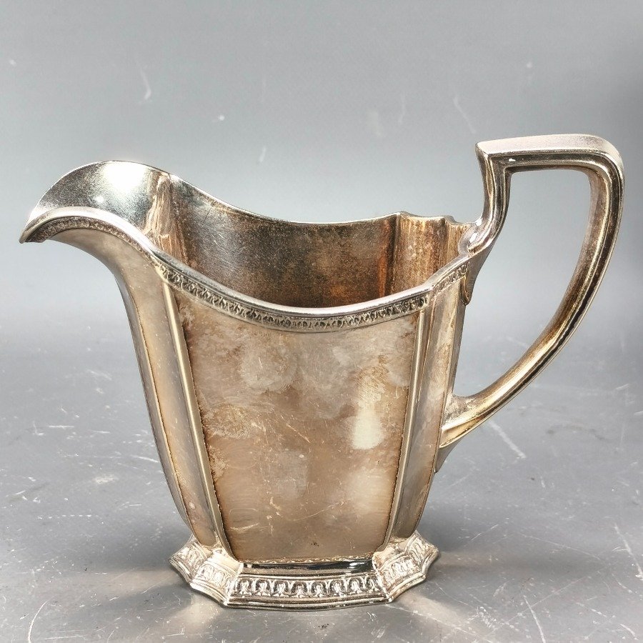 Servicios de té y plataformas metálicas en excelente condición - imagen 11