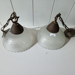 Par de Plafones Antiguos con Cadena y Detalle Grabado - imagen 4