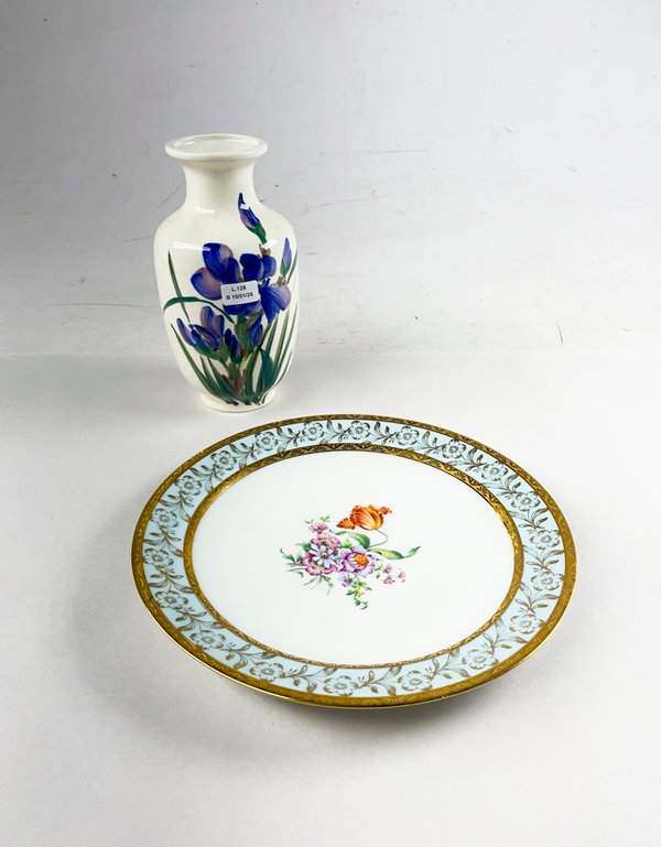 Lote anterior: Dos piezas de cerámica, florero y plato Limoges